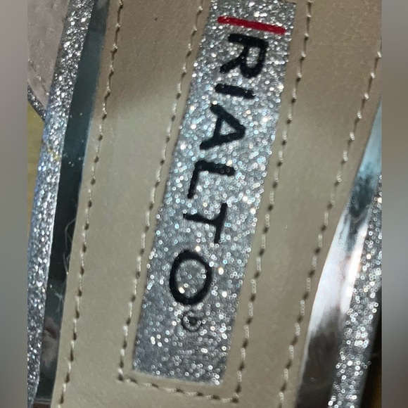RIALTO Women's Revere Silver Glitter Dress Sandals US 8.5M - Picture 9 of 11